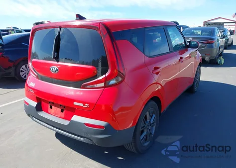 2021 Kia Soul S z USA, uszkodzony, nr VIN KNDJ23AU7M7146779